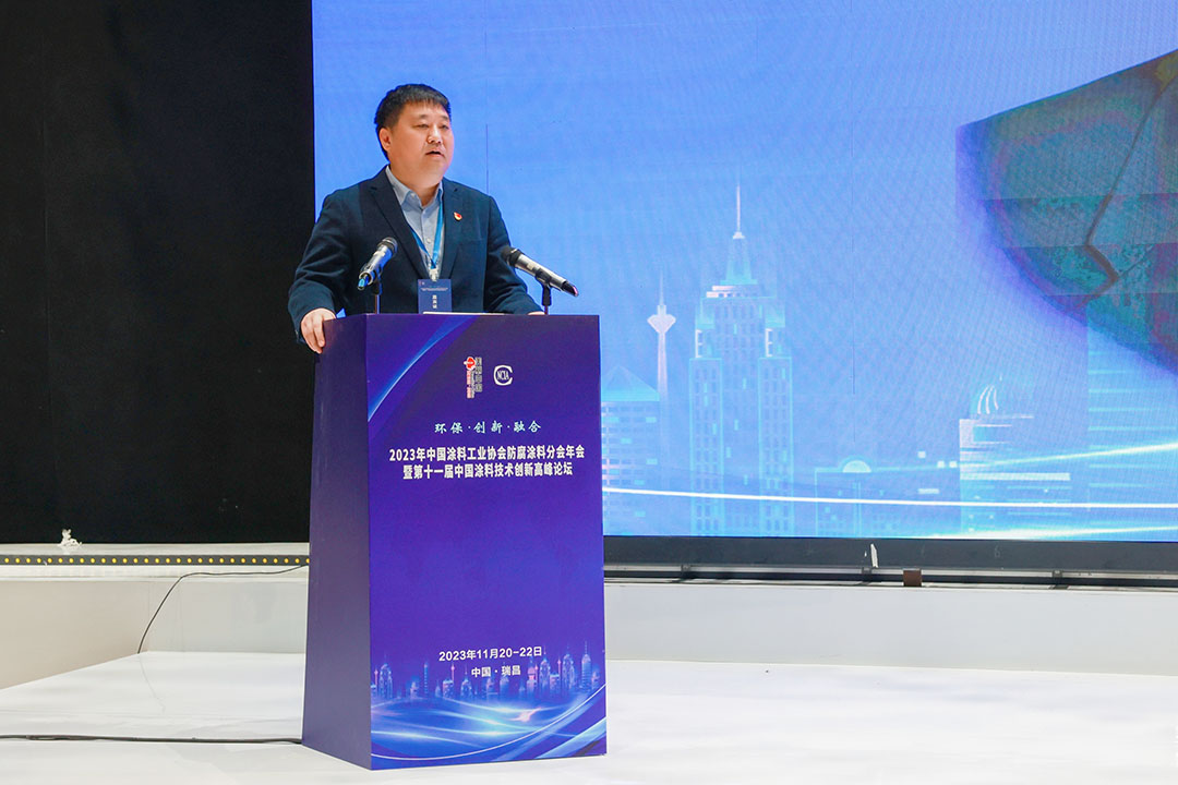 中國涂料工業協會防腐涂料分會理事長、海洋化工研究院有限公司黨委書記、總經理　王波